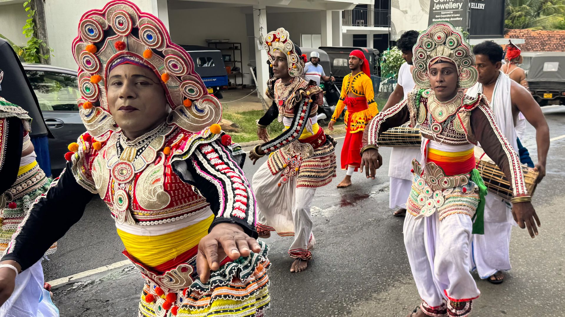 Sanghamitta Maha Perahera: Peace & Prosperity For The Village photo