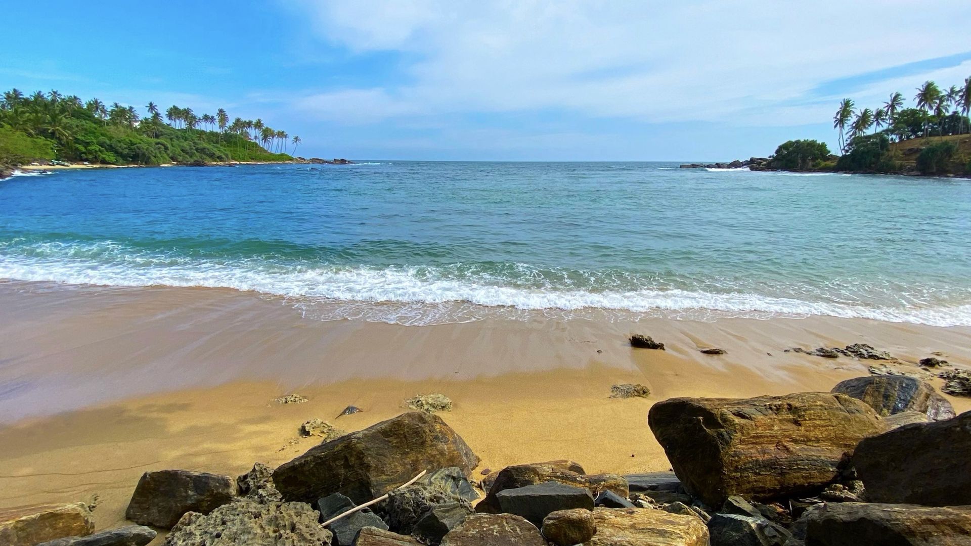 Unakuruwa Beach: Where Surfers and Silence Meet photo