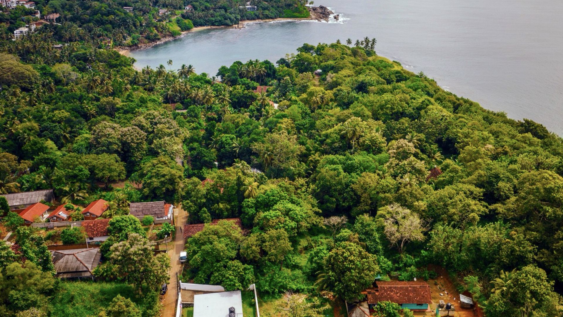 Unakuruwa Beach: Where Surfers and Silence Meet photo